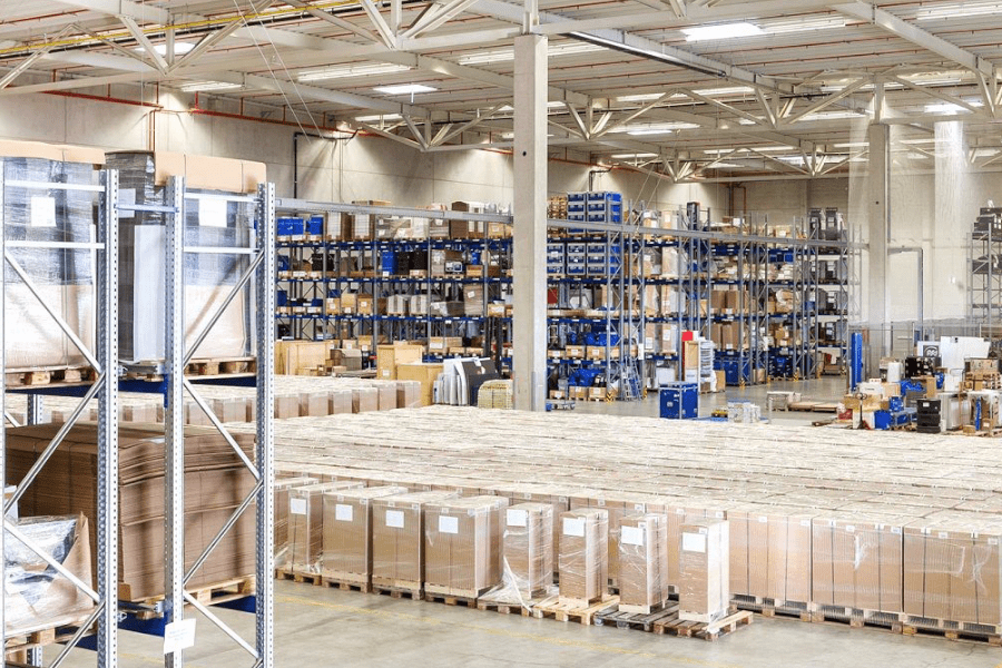 Add warehouse management to the rental stand